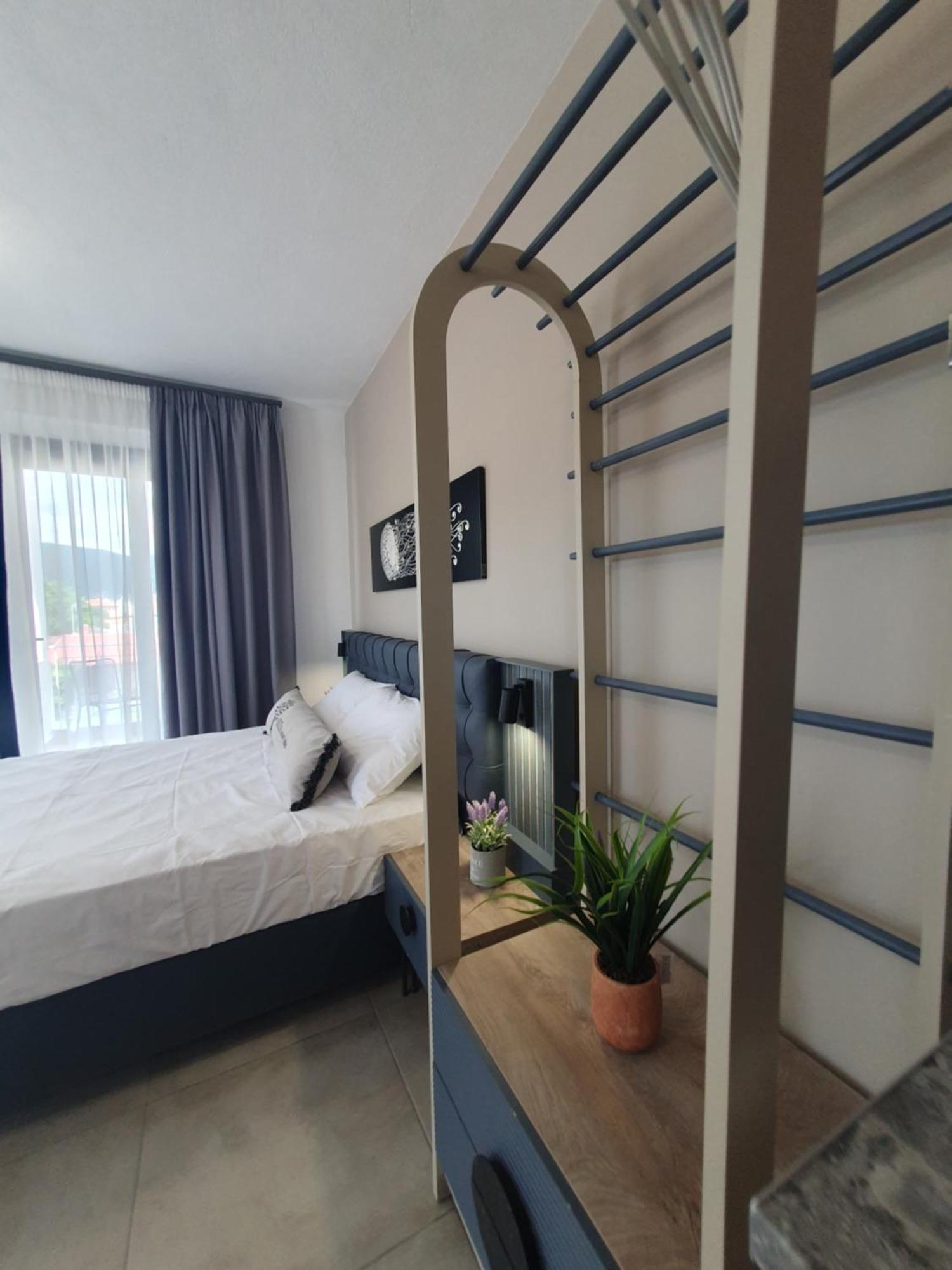 Olea Luxury Suites Ασπροβάλτα Εξωτερικό φωτογραφία