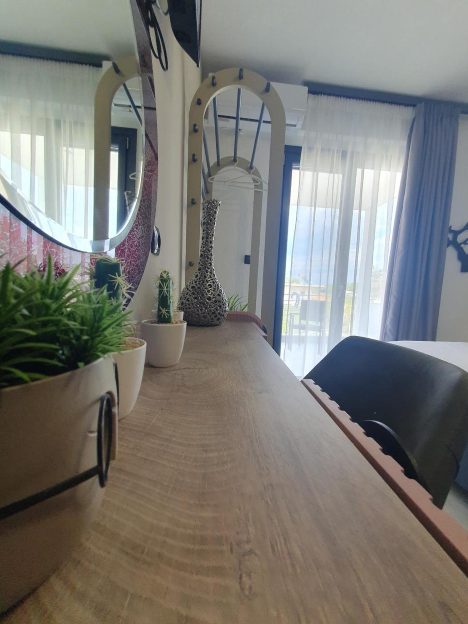 Olea Luxury Suites Ασπροβάλτα Εξωτερικό φωτογραφία